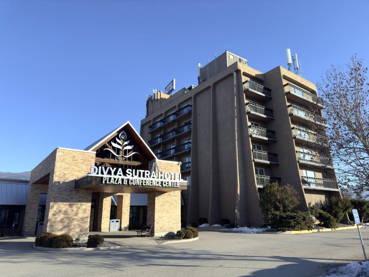Divya Sutra Plaza And Conference Centre, Vernon, Bc Zewnętrze zdjęcie